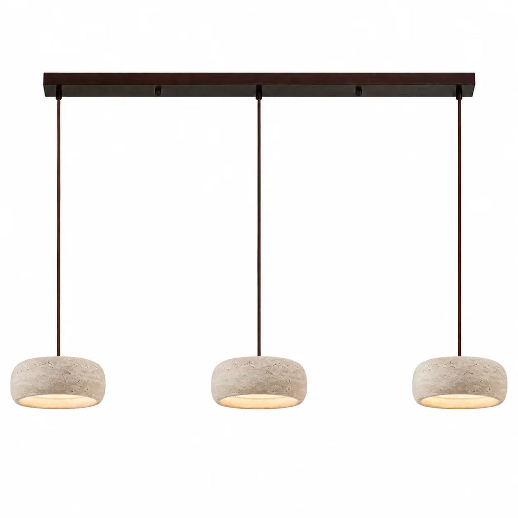 Lampada a sospensione in travertino — pietra naturale color crema, wabi-sabi