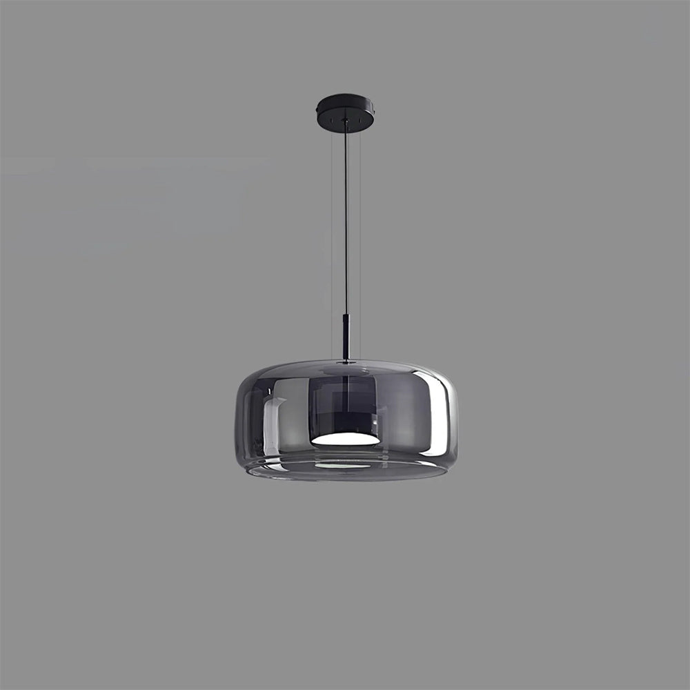 Pendellampe med røgfarvet glasskærm — vintage-minimalistisk LED