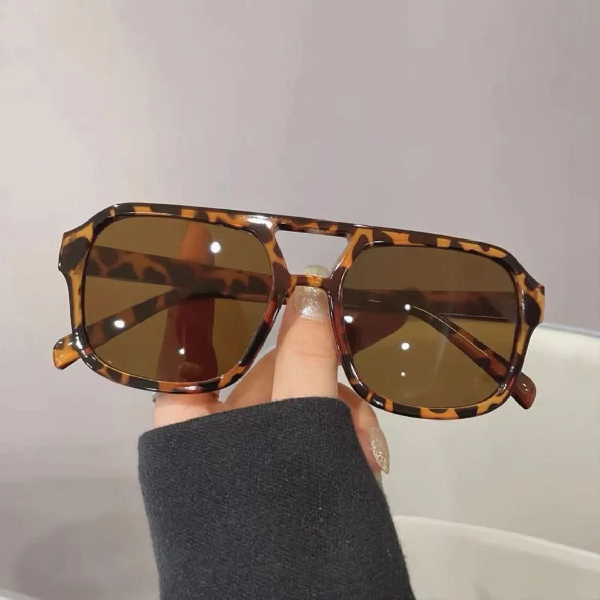 Luxe Retro Cat Eye Sunglasses — UV400 Lens Protection, Women's Vintage Design