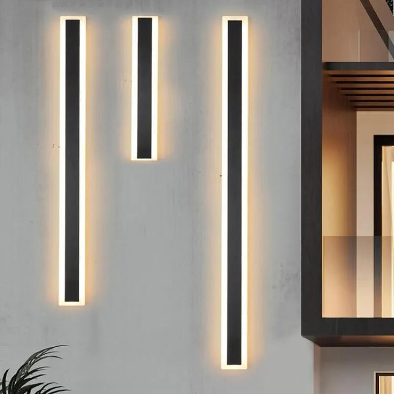 Lineare LED-Außenwandleuchte - schwarzes Acryl, IP65, dimmbar
