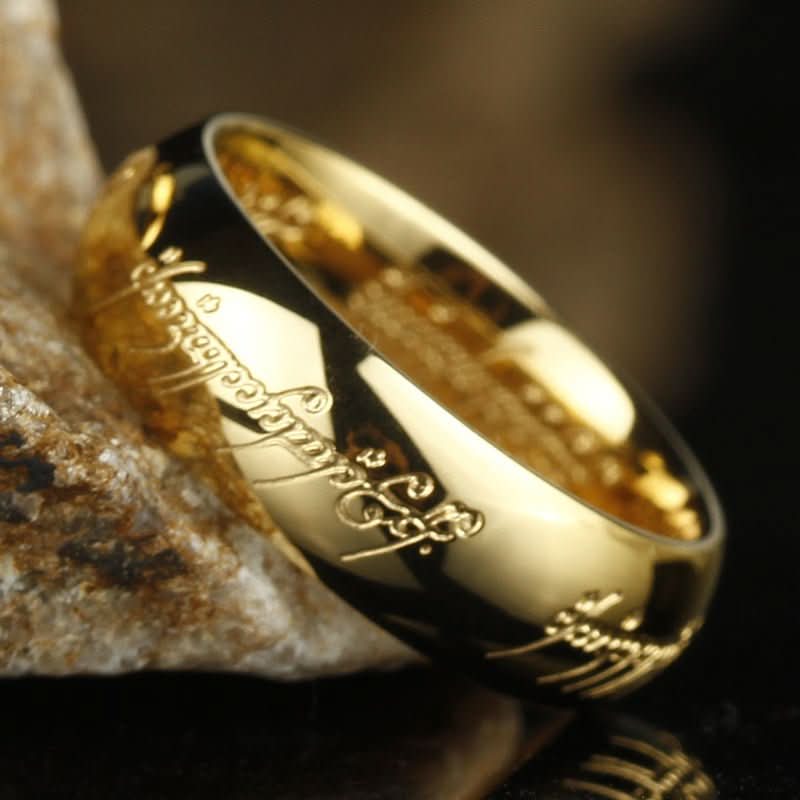 Lumen Radiant Rune Ring — Engraved Mantra & Glowing Rune Detail