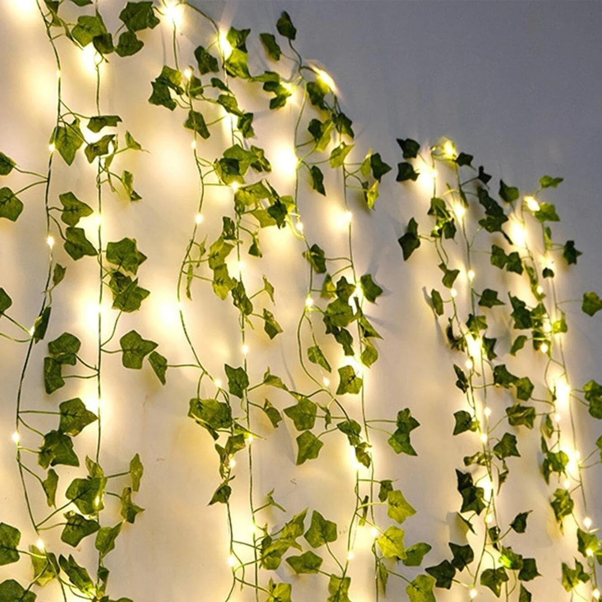 LED-Lichterkette in Warmweiß — Vintage-Blätter und Ranken