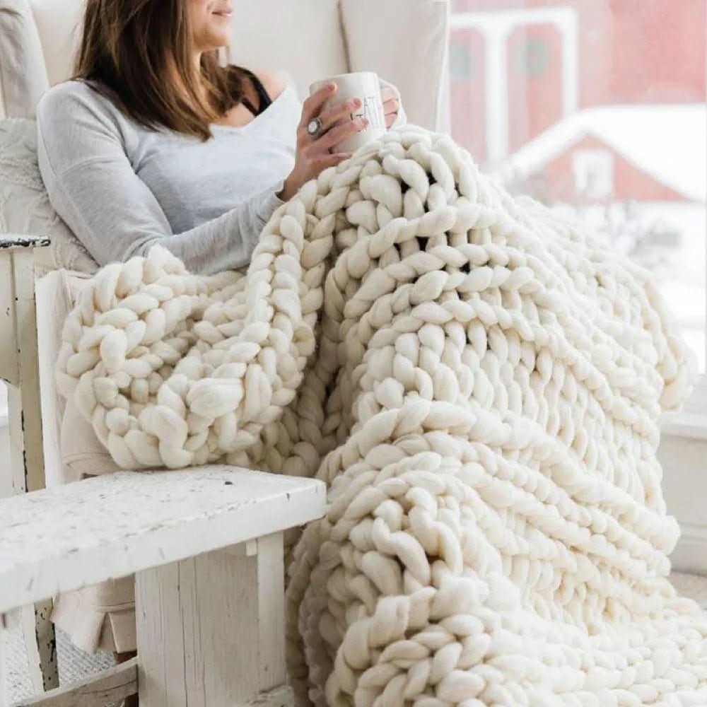 CozyWeave LuxeWool Chunky XL Wool Yarn — Ultra Soft, 1000g Skein