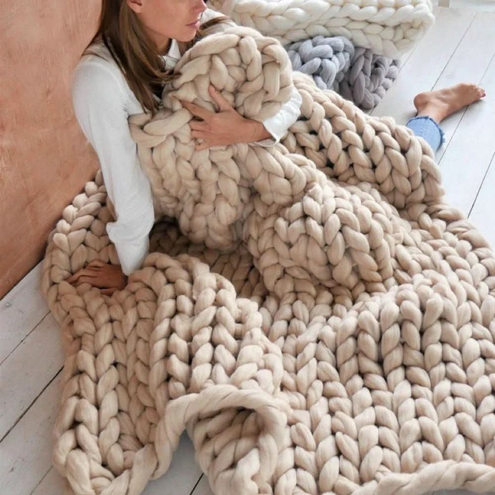 CozyWeave LuxeWool Chunky XL Wool Yarn — Ultra Soft, 1000g Skein