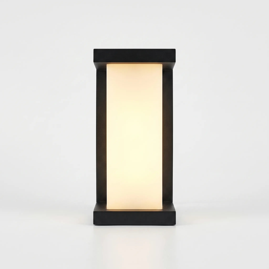 Modern Outdoor Wall Light -  Navigating Outdoor Paths - Wildoxy