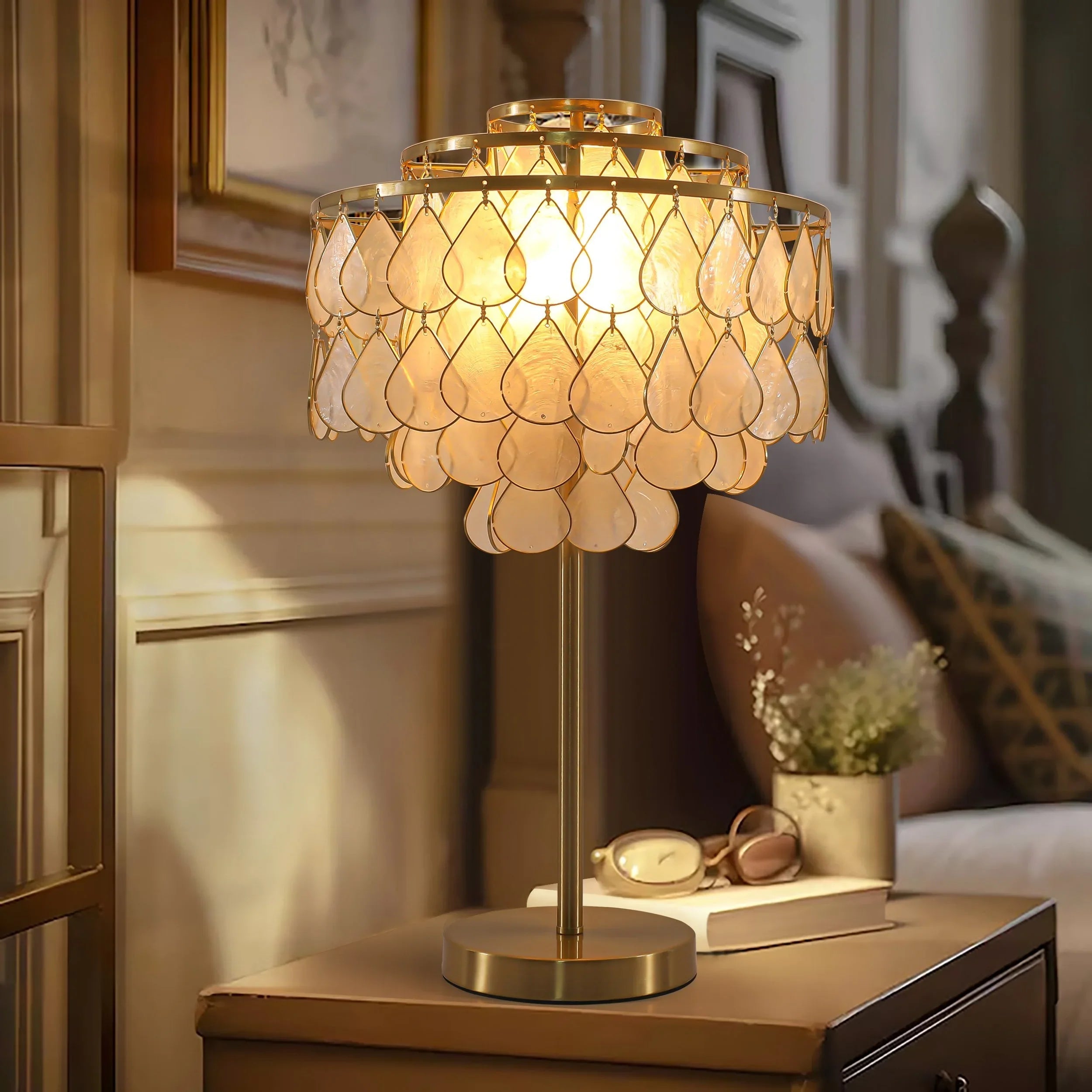 Teardrops Capiz Table Lamp | wildoxy