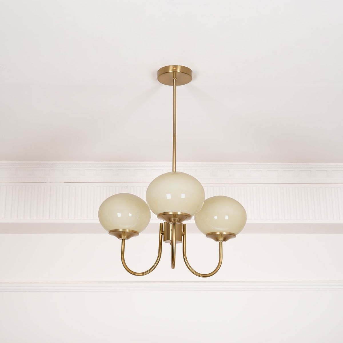 Glazen kroonluchter — 3/5 lampen, frame in goud/chroom