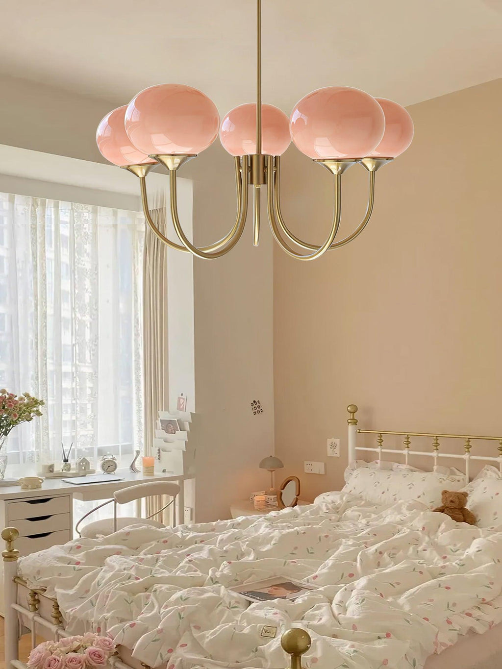 Aurielle Marshmallow Modern Chandelier — Rounded Silhouette, Warm Ambient Glow