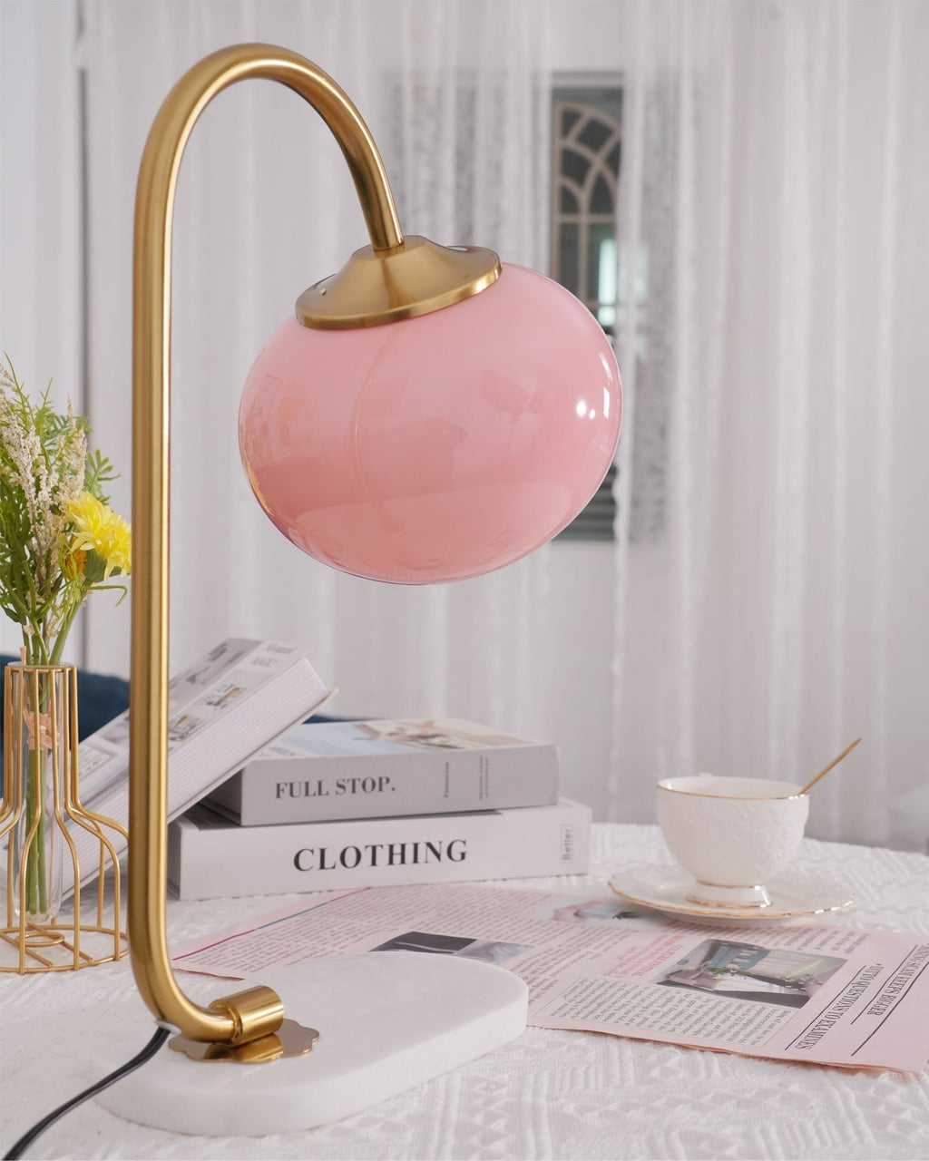 LumiPuff Marshmallow-Inspired Table Lamp — Soft Pink Glass Shades