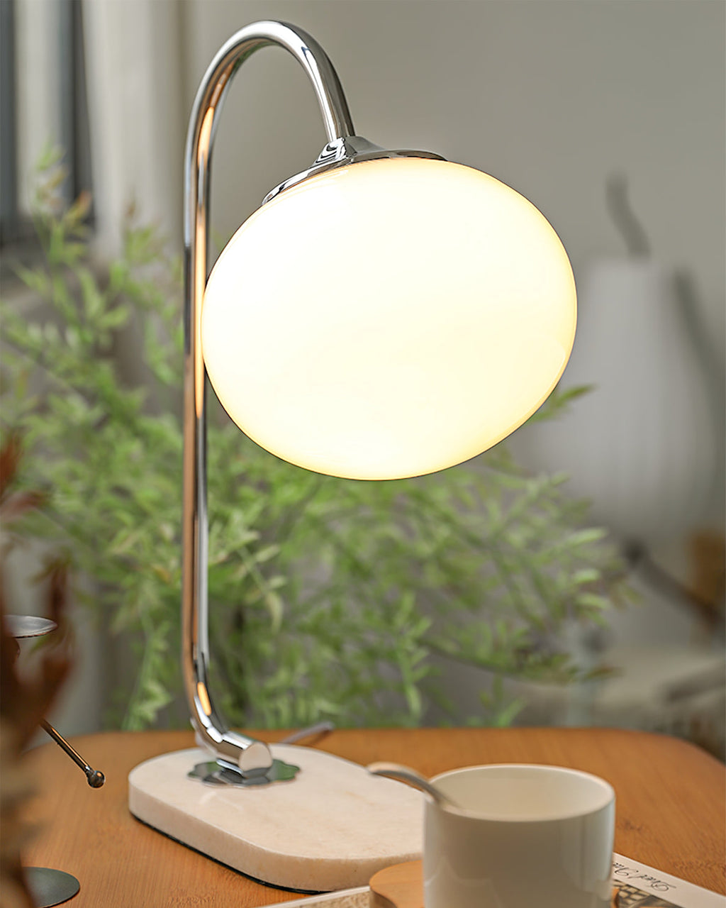 LumiPuff Marshmallow-Inspired Table Lamp — Soft Pink Glass Shades
