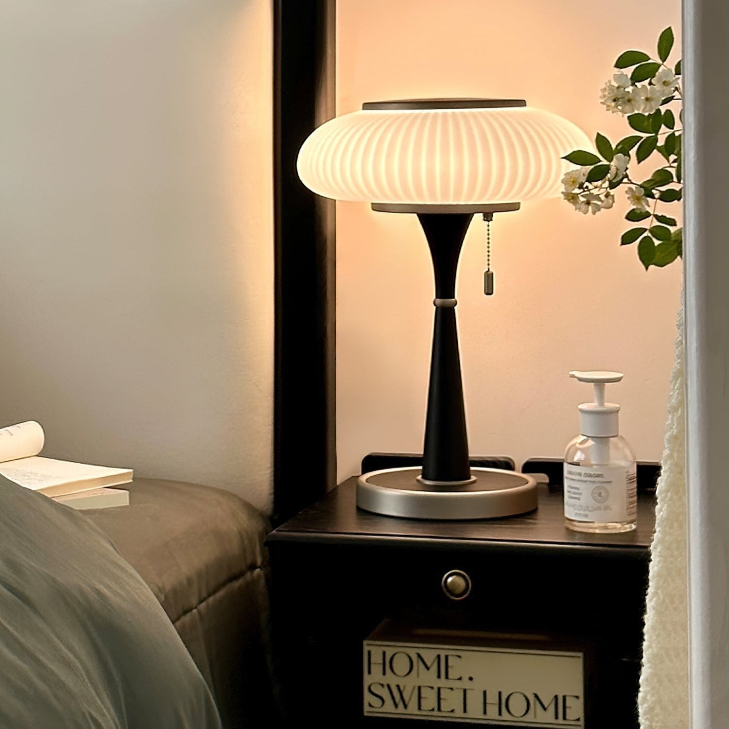 Verdora Matsutake Inspired Mushroom Table Lamp — Minimalist Organic Design