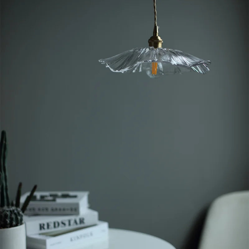 *LunaBloom Floral Pendant Light — Warm Glow Blossom-Shaped Design*
