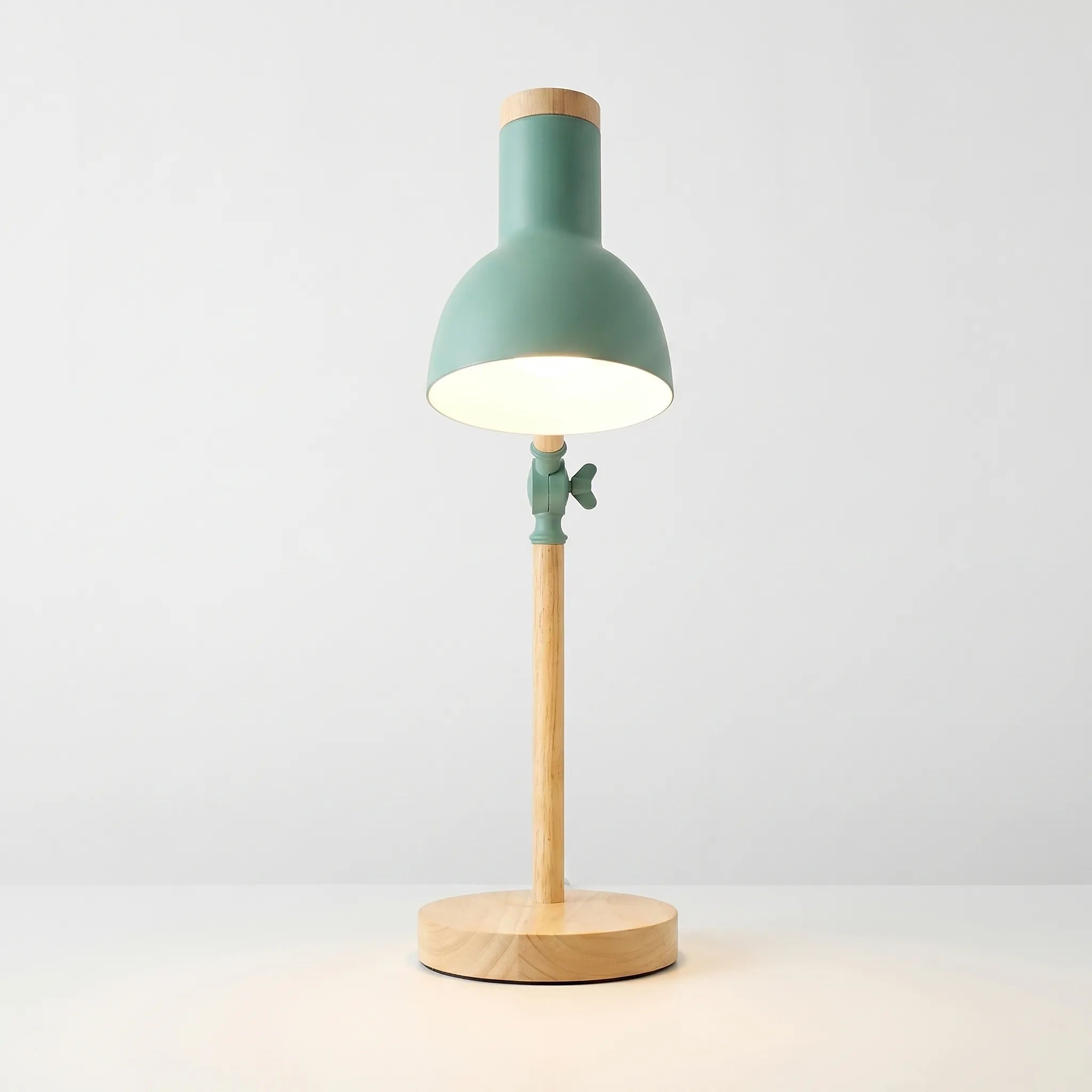 Modern Desk Lamp -  Focused Desk Work - Wildoxy