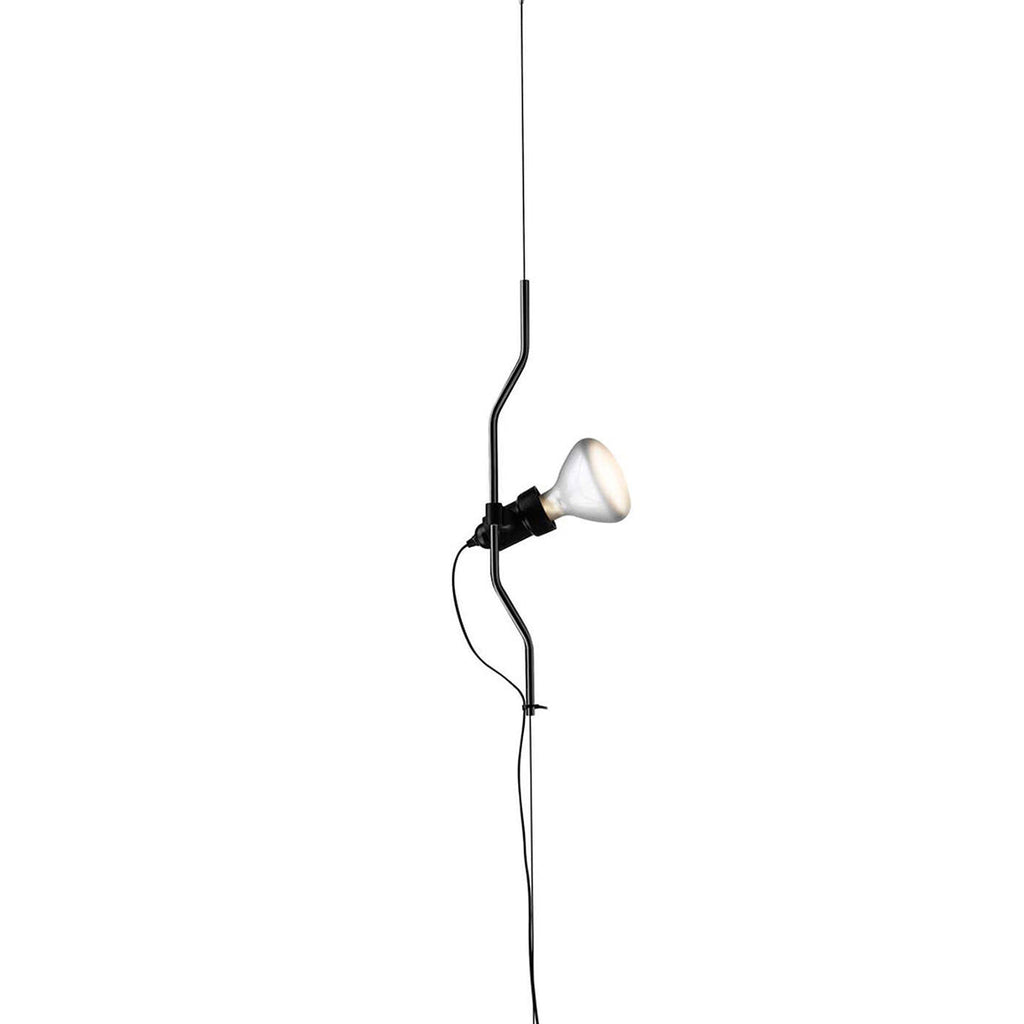 Nastavitelná závěsná lampa — kovové trubkové stínidlo, černá/bílá/červená