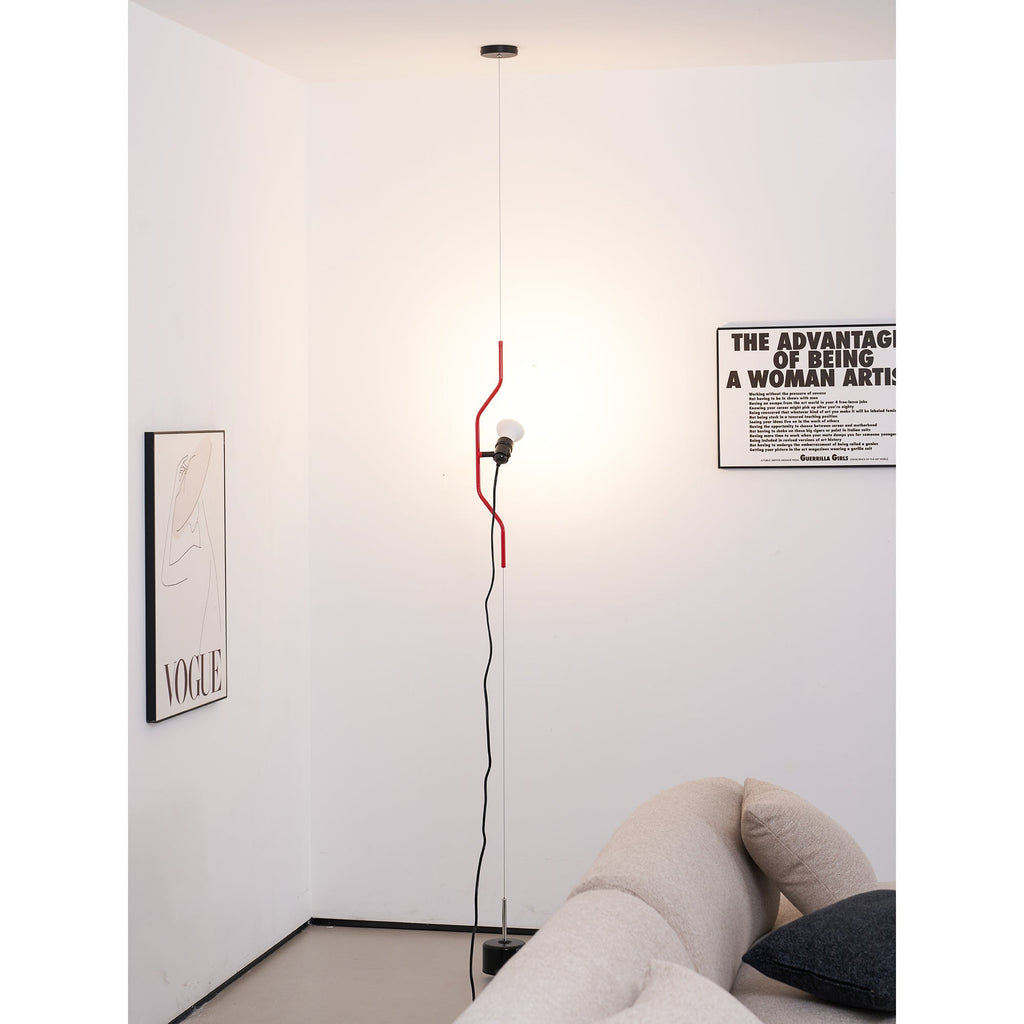 Nastavitelná závěsná lampa — kovové trubkové stínidlo, černá/bílá/červená