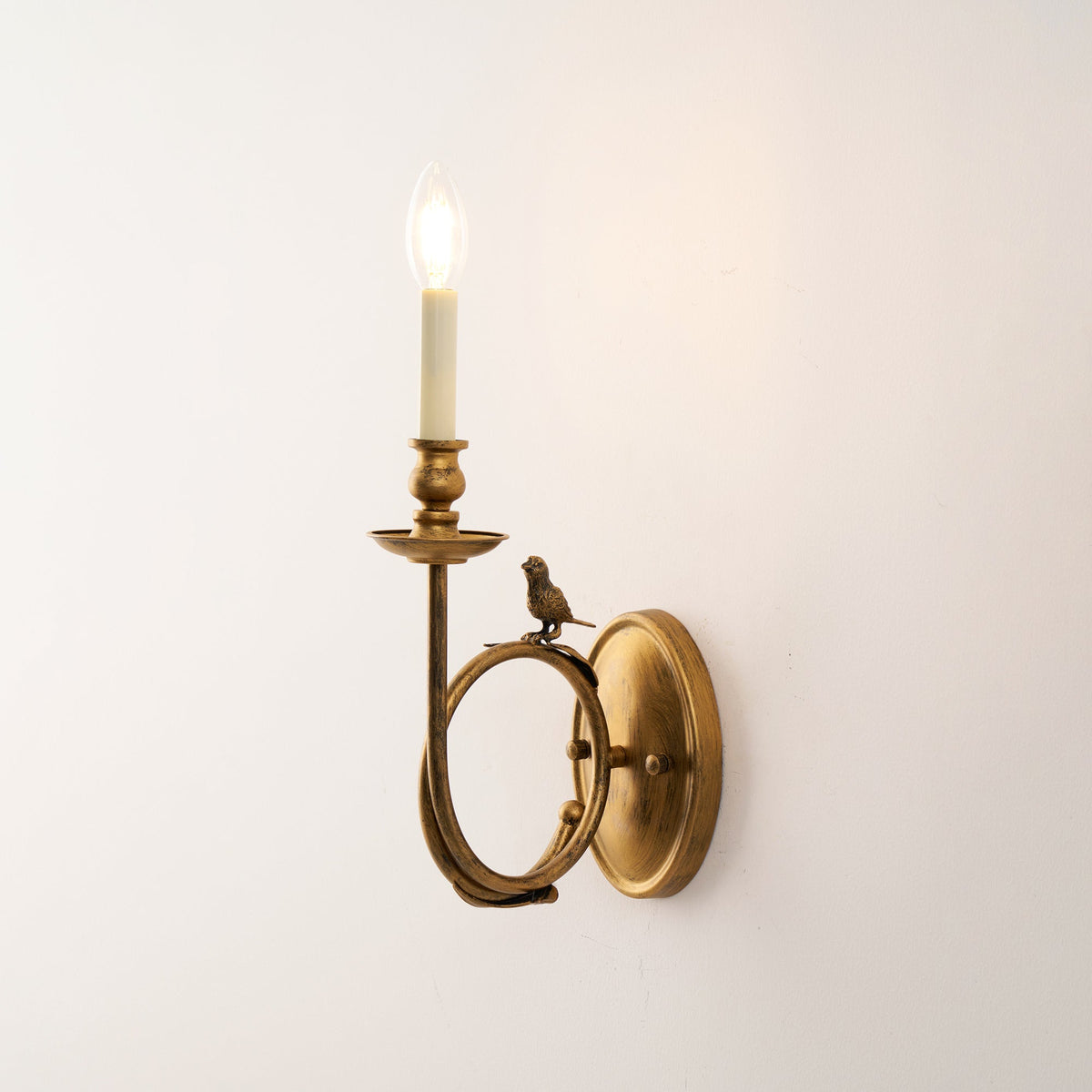 Lampă de perete vintage cu ramură și păsări — alamă antichizată, E14