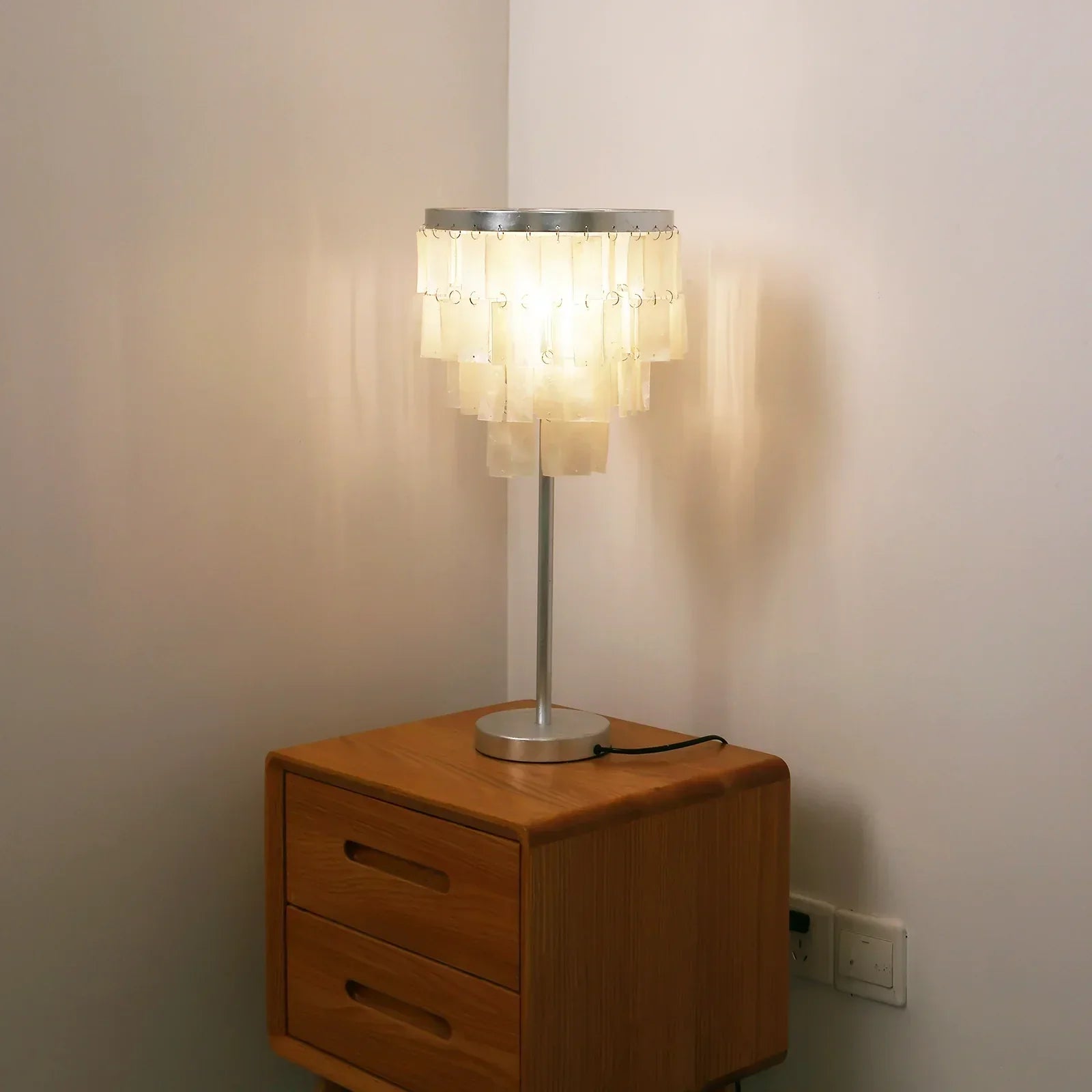 Rectangular Shell Waterfall Table Lamp | wildoxy