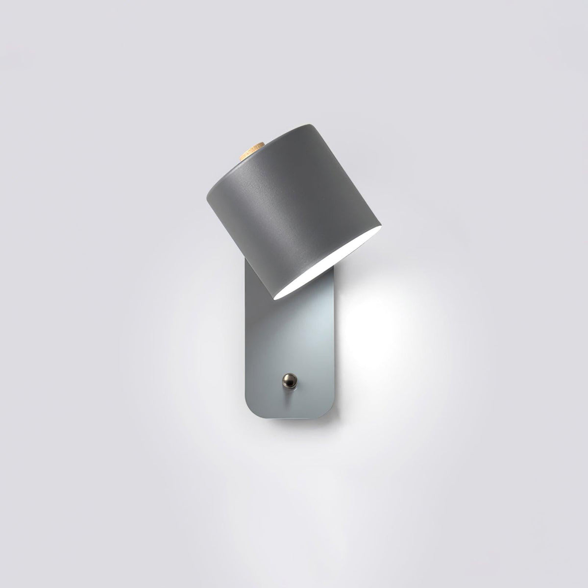 Lampă de perete reîncărcabilă — USB-C, rotație la 350°, 4 culori