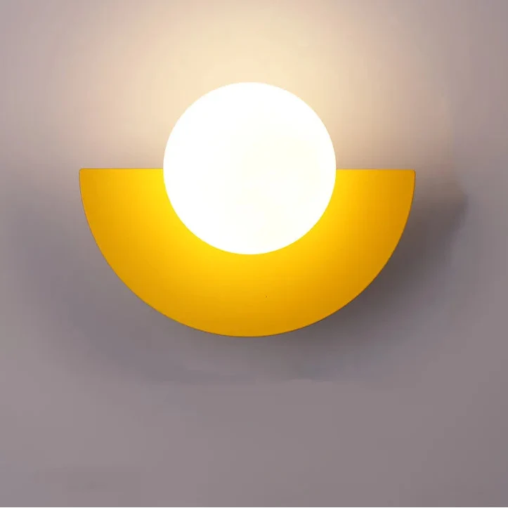 Lampă de perete LED cu design geometric modern — Abajur semicircular
