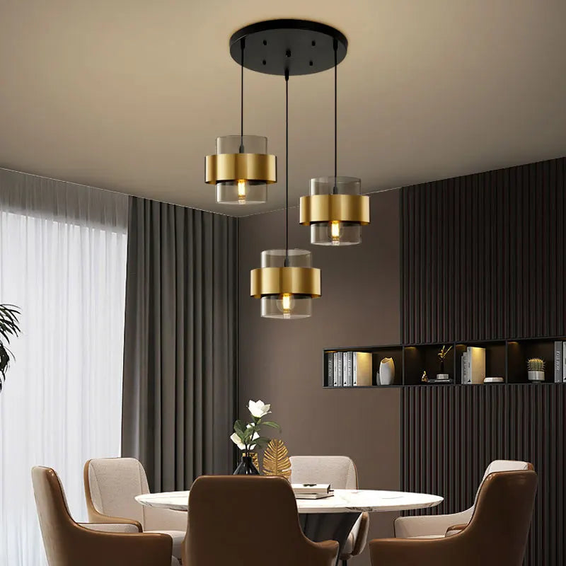Lustre Aurelia Noir — Cadre en laiton intégré et abat-jour en verre fumé