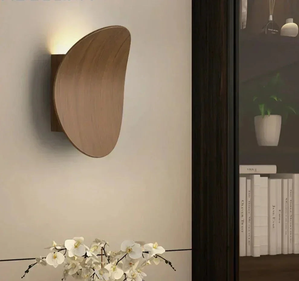 Brielle Modern Wooden Wall Lamp — Streamlined Silhouette, Warm Natural Light
