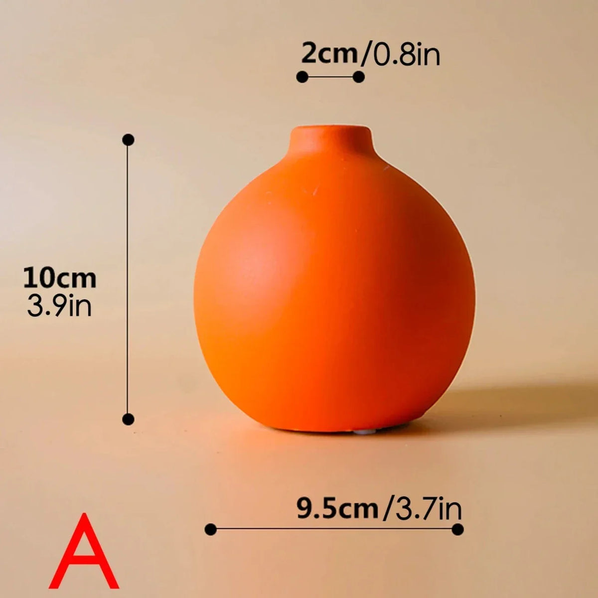 Keramikvase — handbemalt mit skandinavischen Motiven