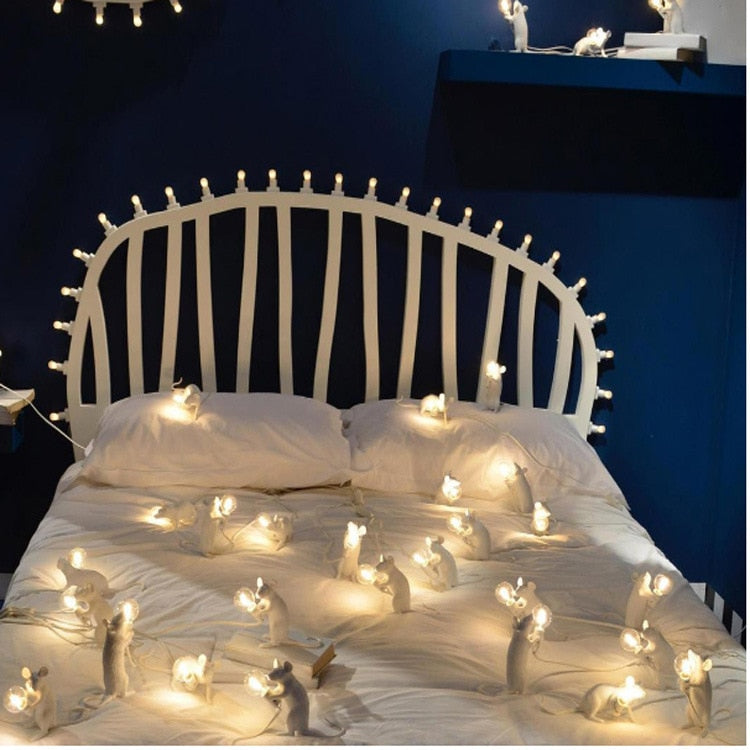 Lampă de masă în formă de șoricel — Design jucăuș, lumină ambientală caldă