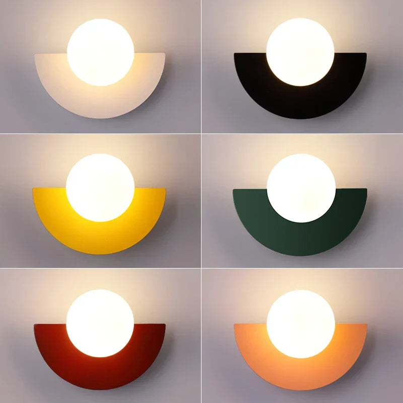 Lampă de perete LED cu design geometric modern — Abajur semicircular