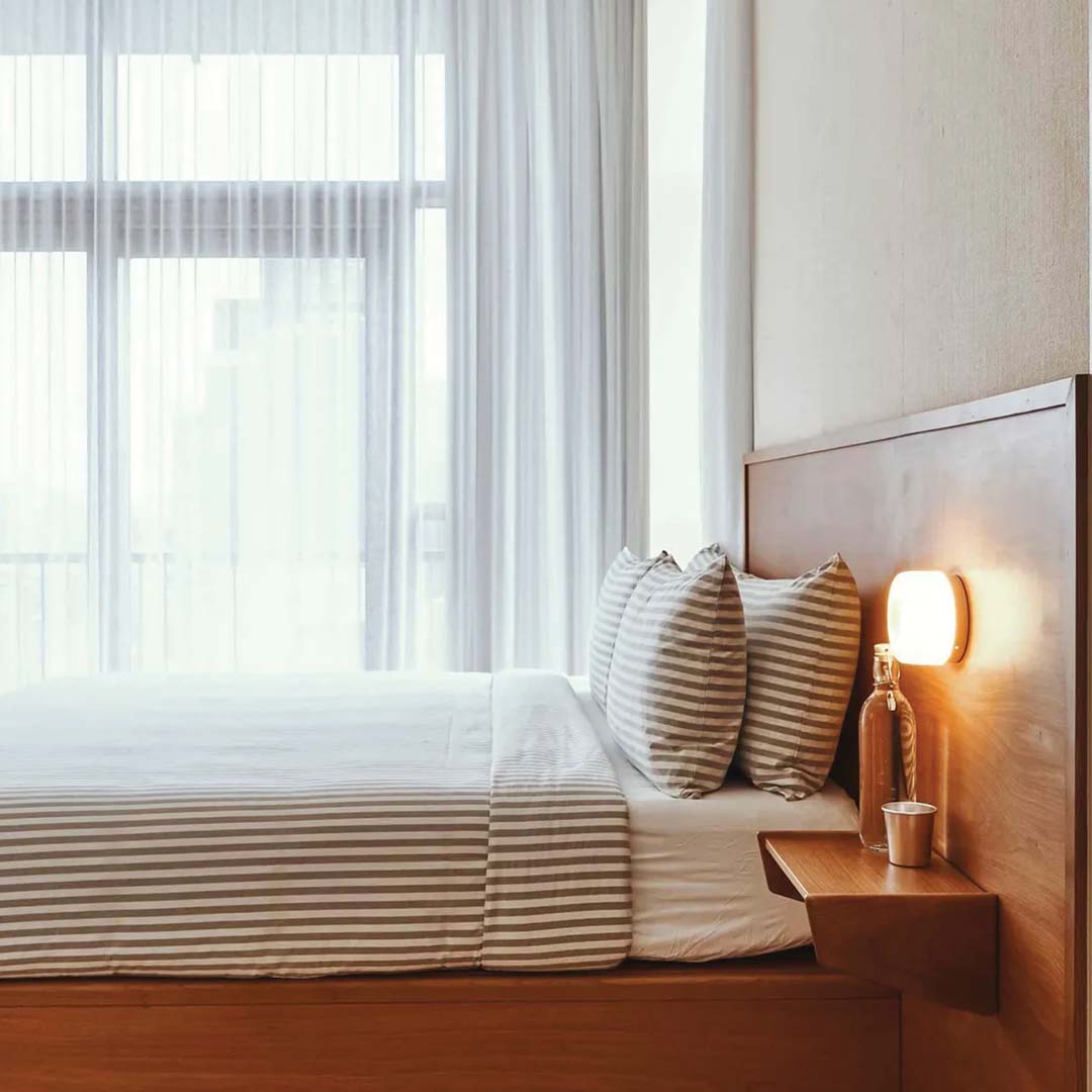 LumièreLux Dimple Wall Lamp — Modern Silhouette Sconce