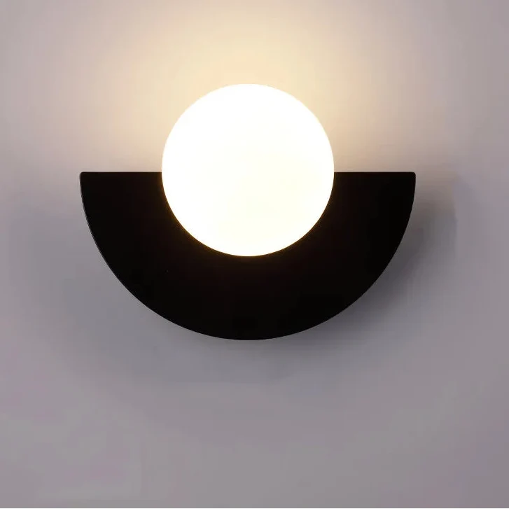 Lampă de perete LED cu design geometric modern — Abajur semicircular