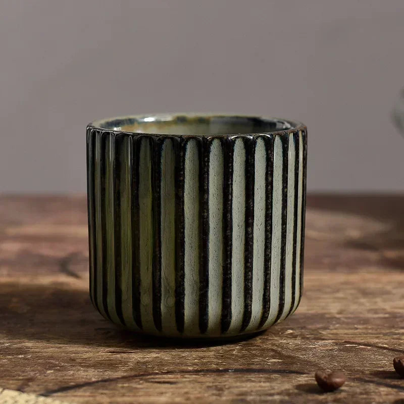 Taza de té de cerámica Japandi — taza japonesa retro a rayas