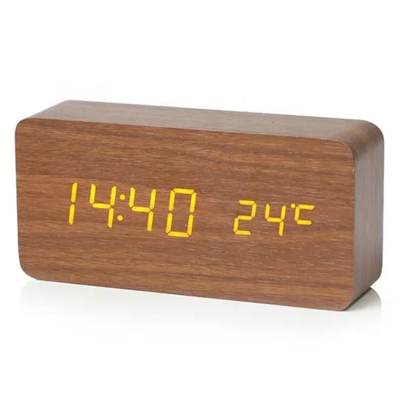 LED-Wecker in Holzoptik — Temperatur, USB, 3 Alarme
