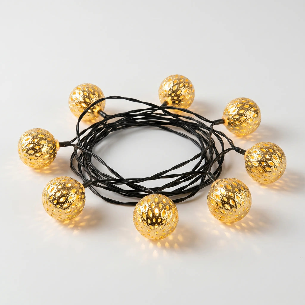 Moroccan Style String Lights -  Hanging On Fences - Wildoxy