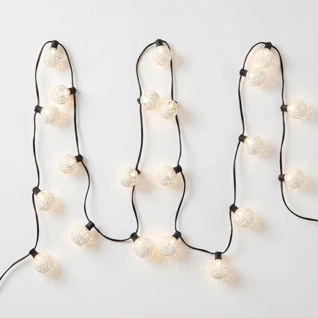 Moroccan Style String Lights -  Hanging On Fences - Wildoxy