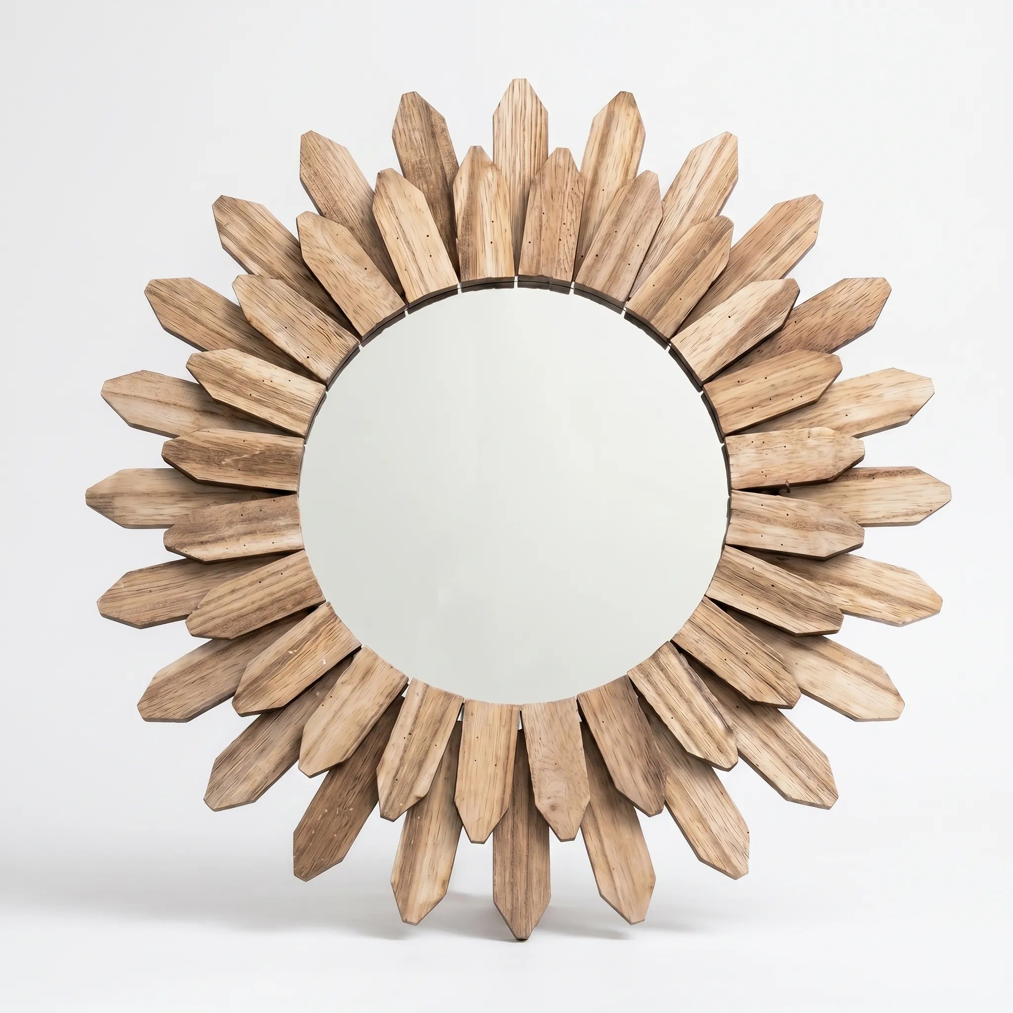 Sunburst Style Wall Mirror -  Reflecting Ambient Light - Wildoxy