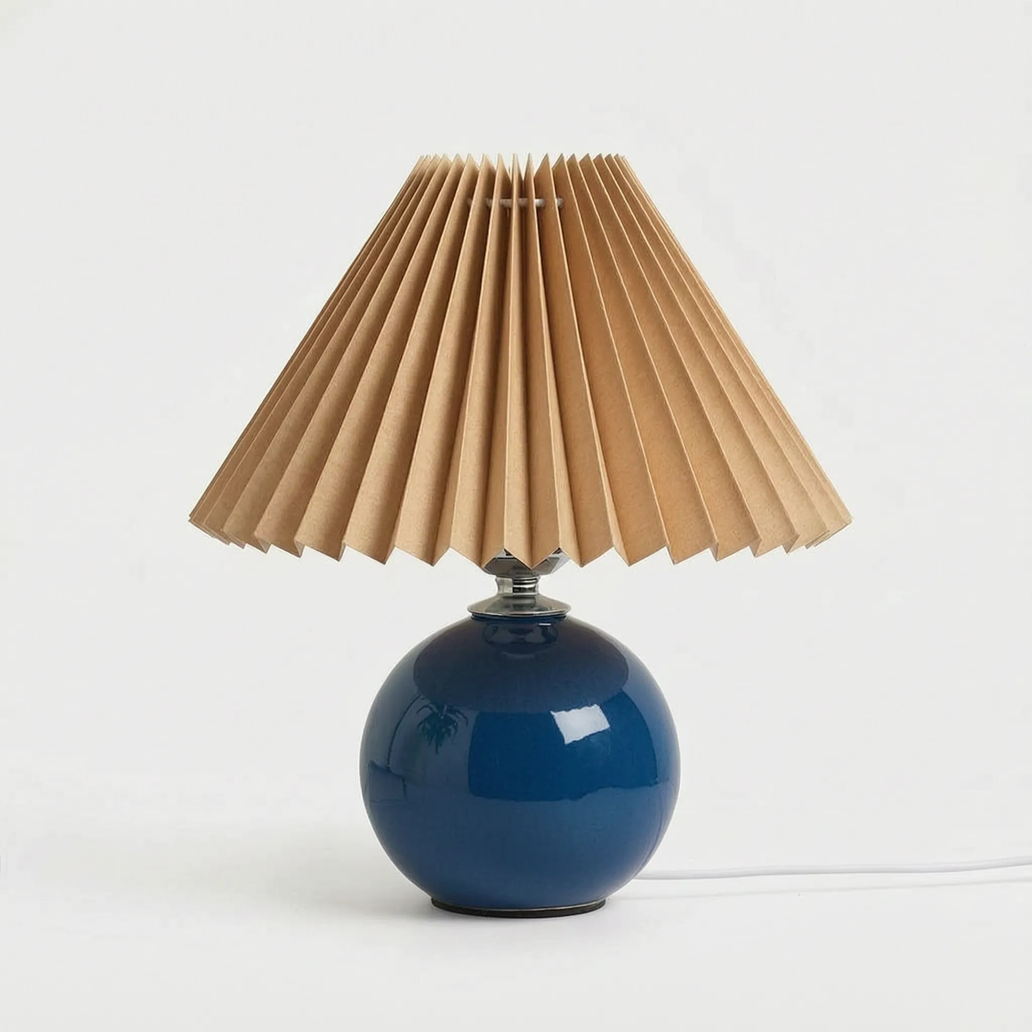 Vintage Style Spherical Table Lamp -  Evening Reading Illumination - Wildoxy