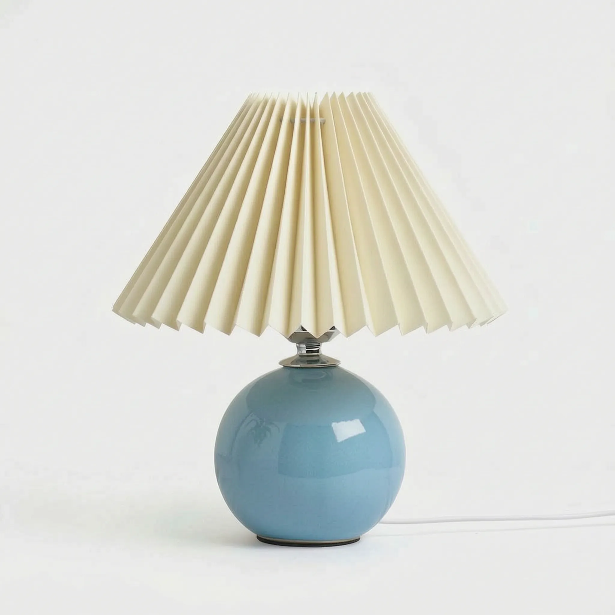 Vintage Style Spherical Table Lamp -  Evening Reading Illumination - Wildoxy