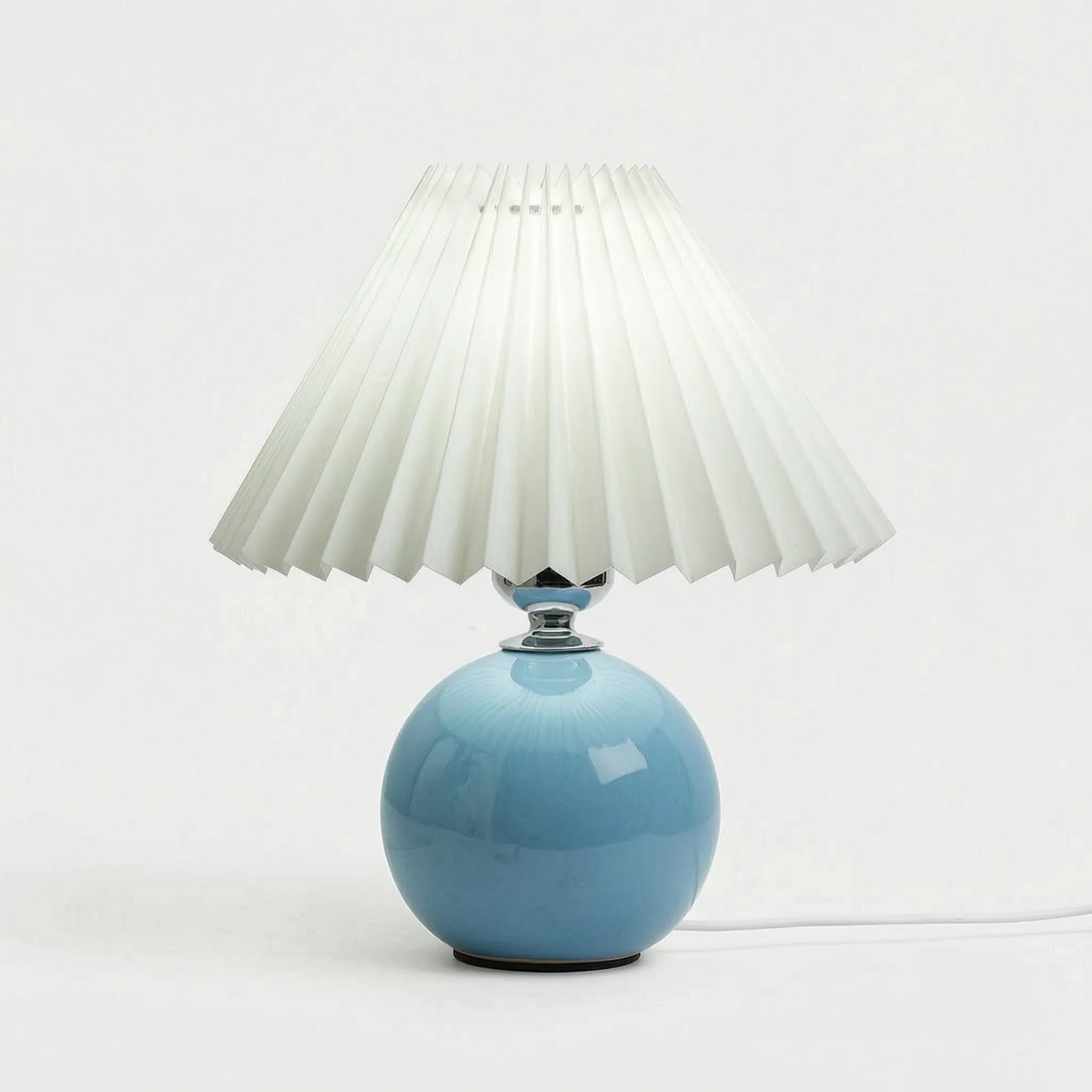 Vintage Style Spherical Table Lamp -  Evening Reading Illumination - Wildoxy