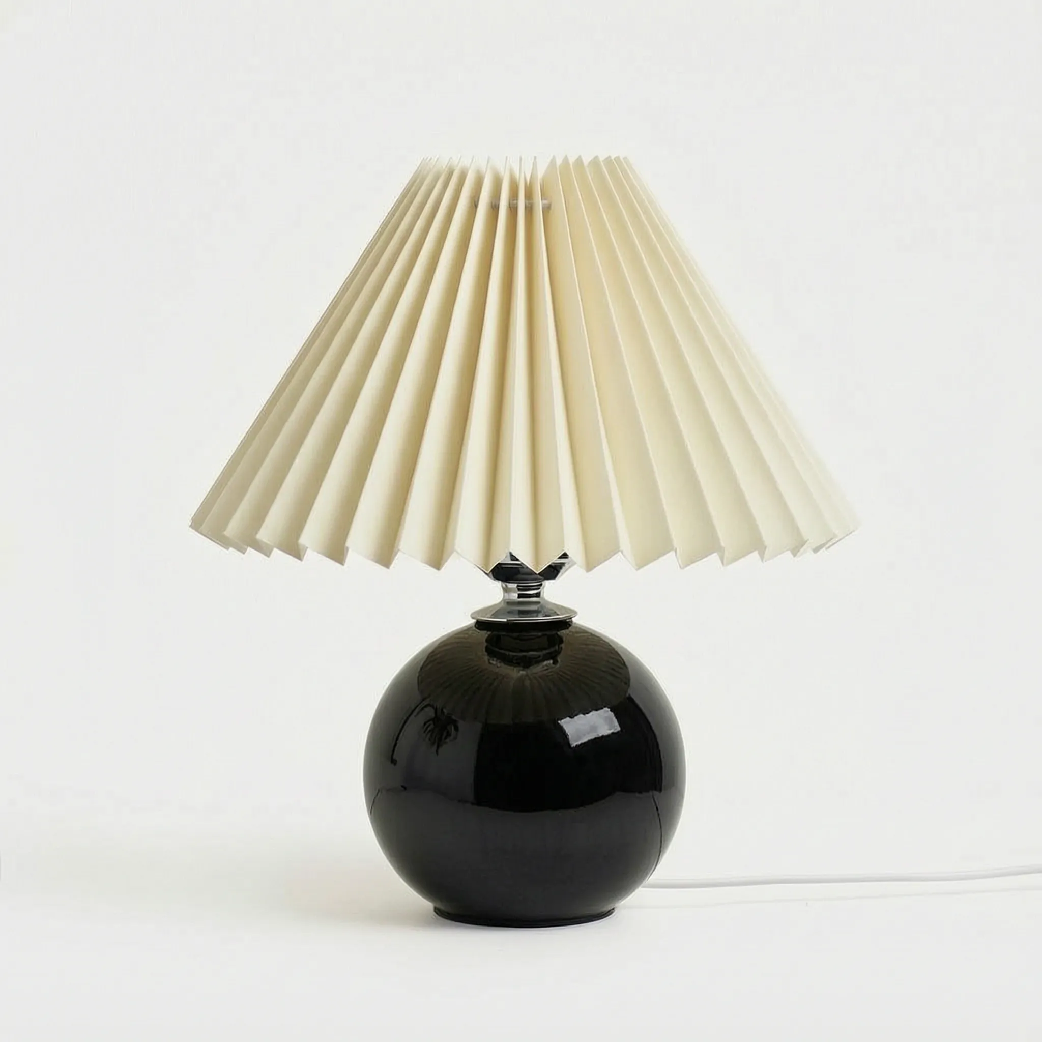 Vintage Style Spherical Table Lamp -  Evening Reading Illumination - Wildoxy