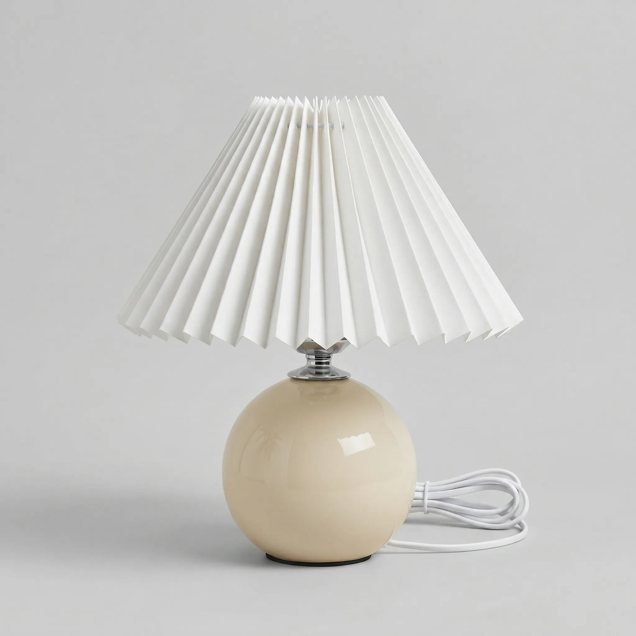Vintage Style Spherical Table Lamp -  Evening Reading Illumination - Wildoxy