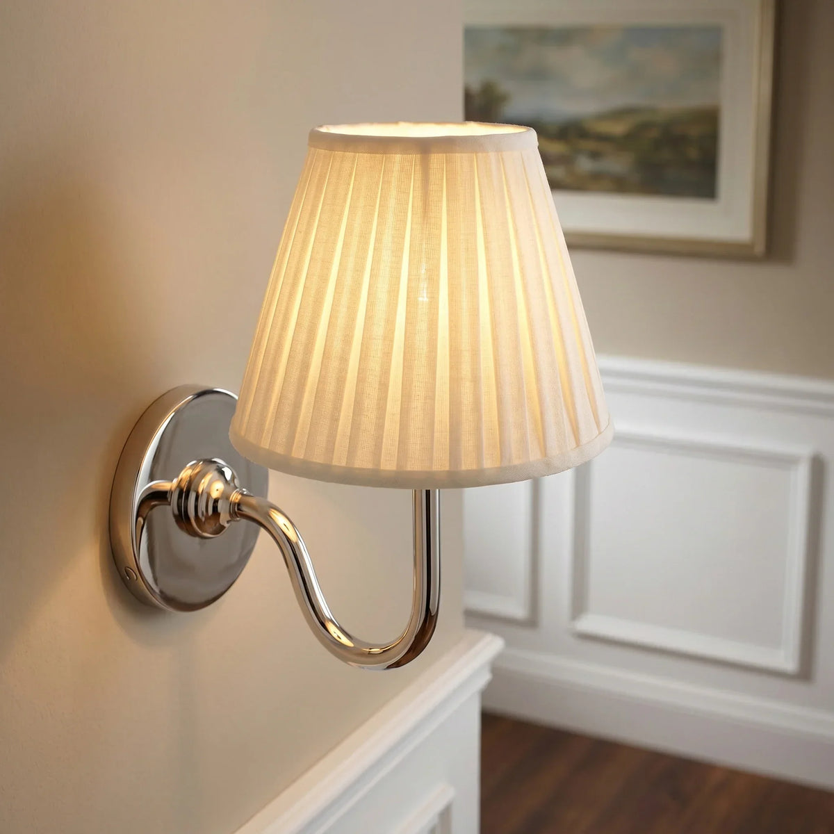 Wandlamp met geplooide lampenkap – rustieke lamp van metaal & linnen