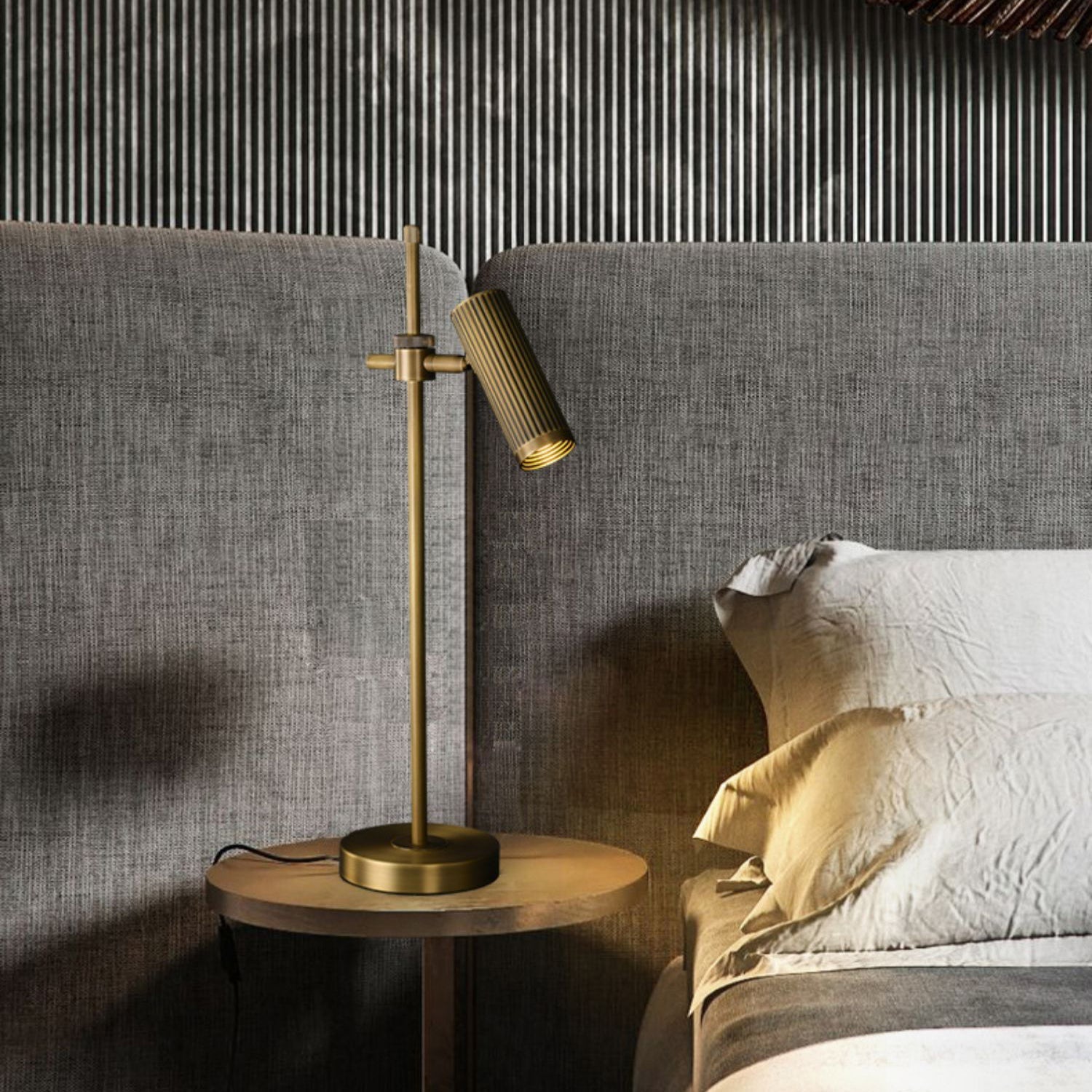 Kirra Solid Copper Task Lamp — Minimalist Silhouette