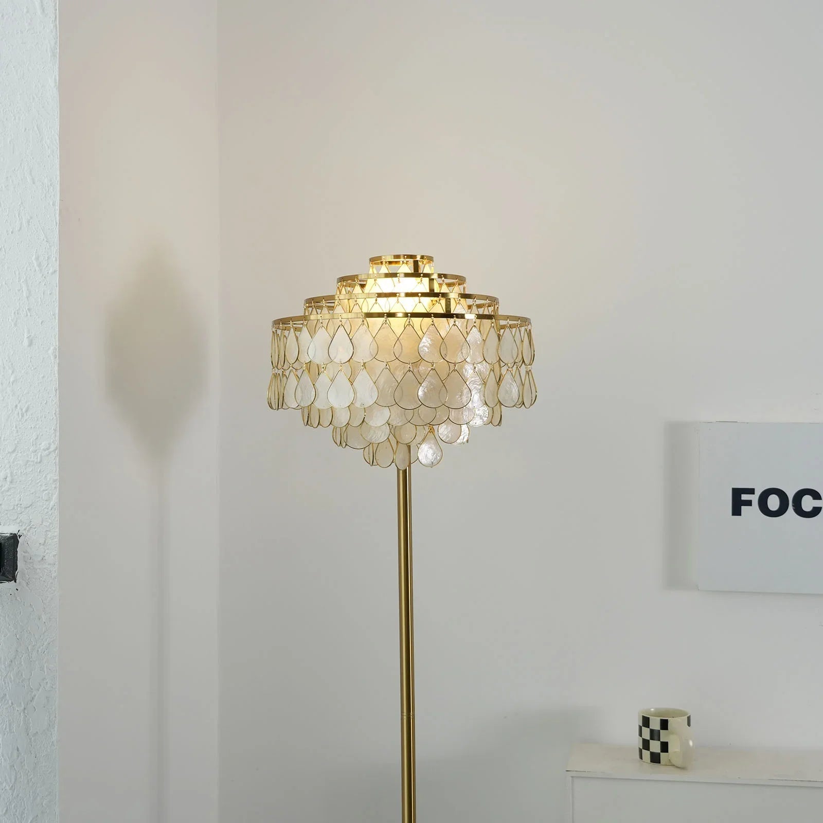 Teardrops Capiz Floor Lamp | wildoxy