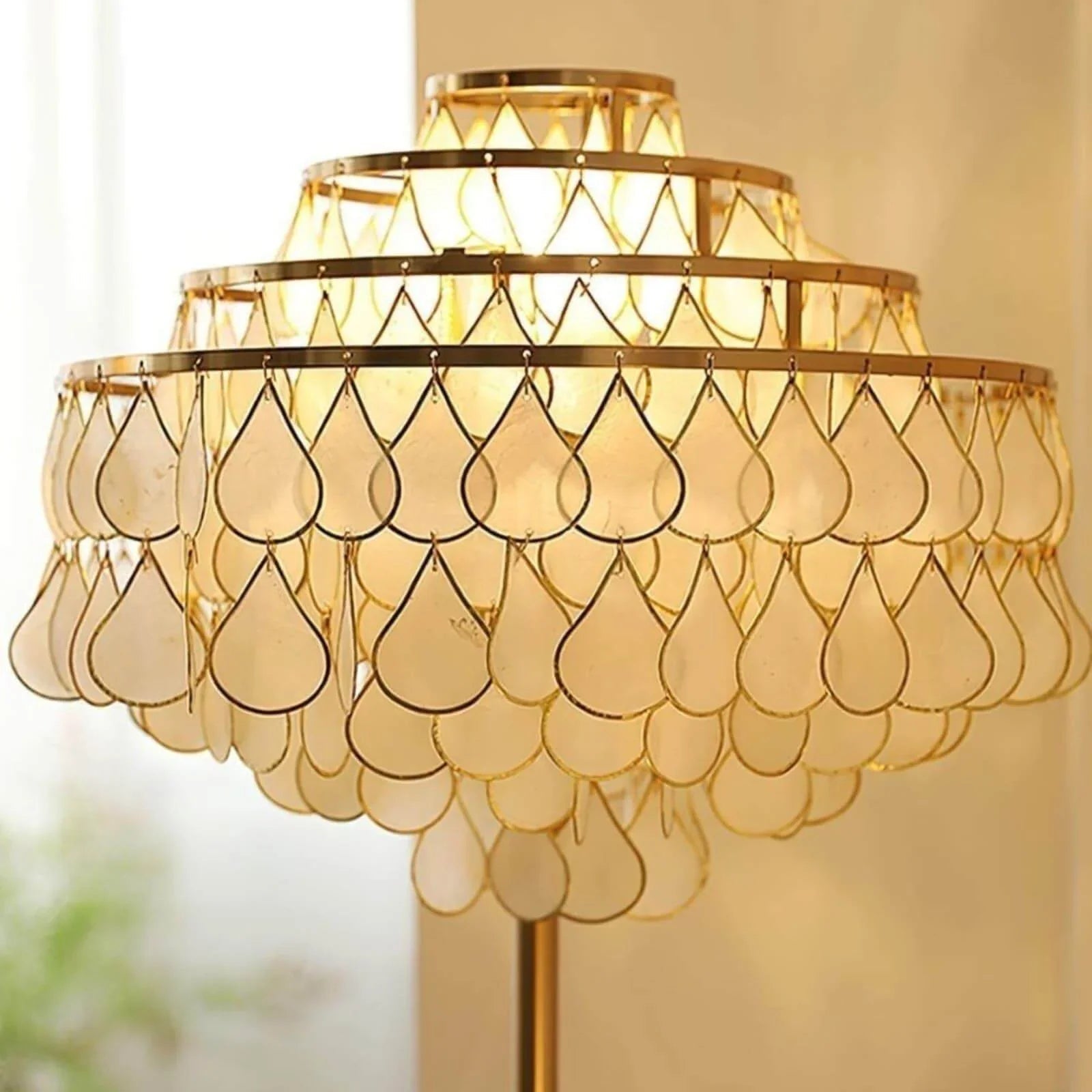 Teardrops Capiz Floor Lamp | wildoxy