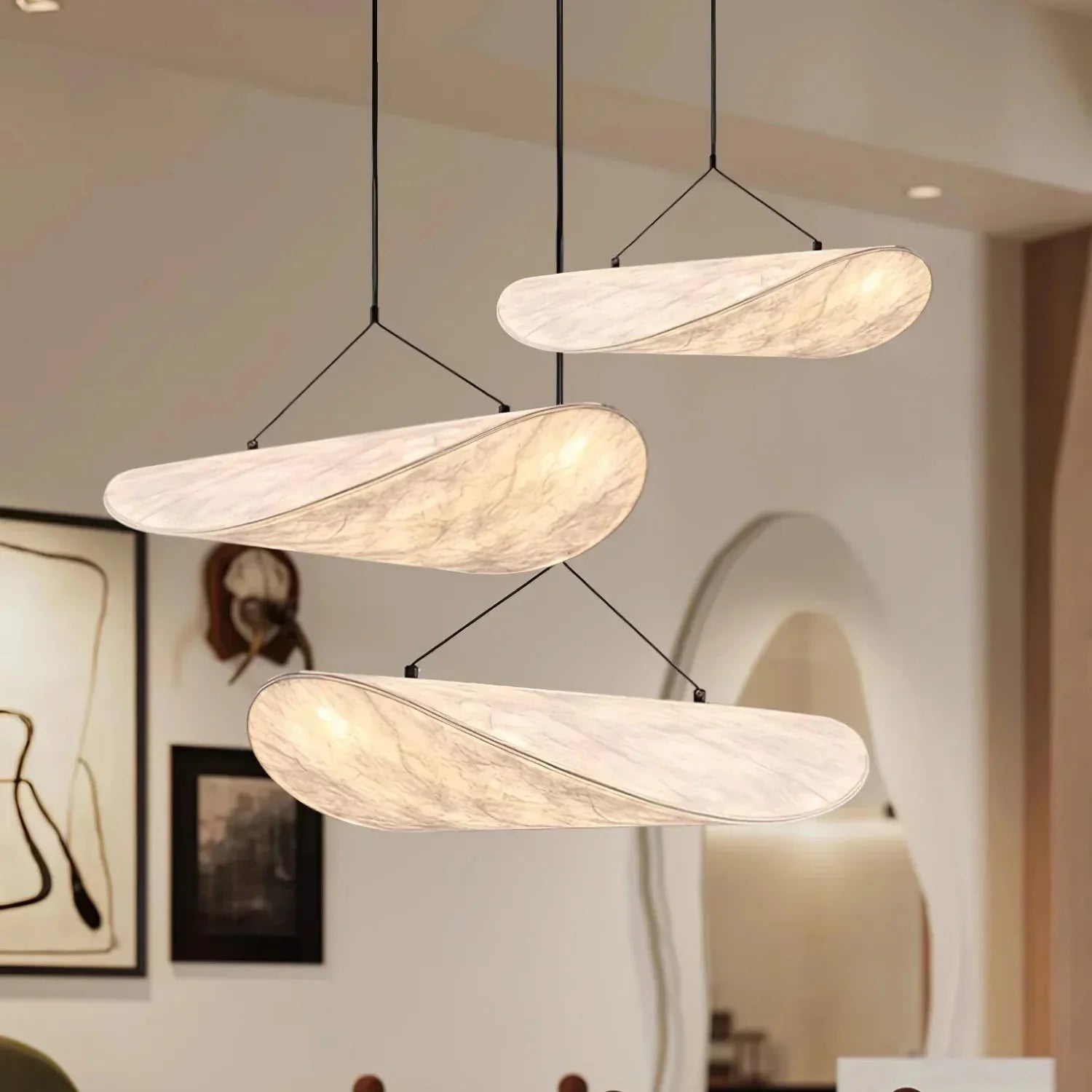 Sculptural Silk Pendant Lamp — Graceful Form, Elegant Design
