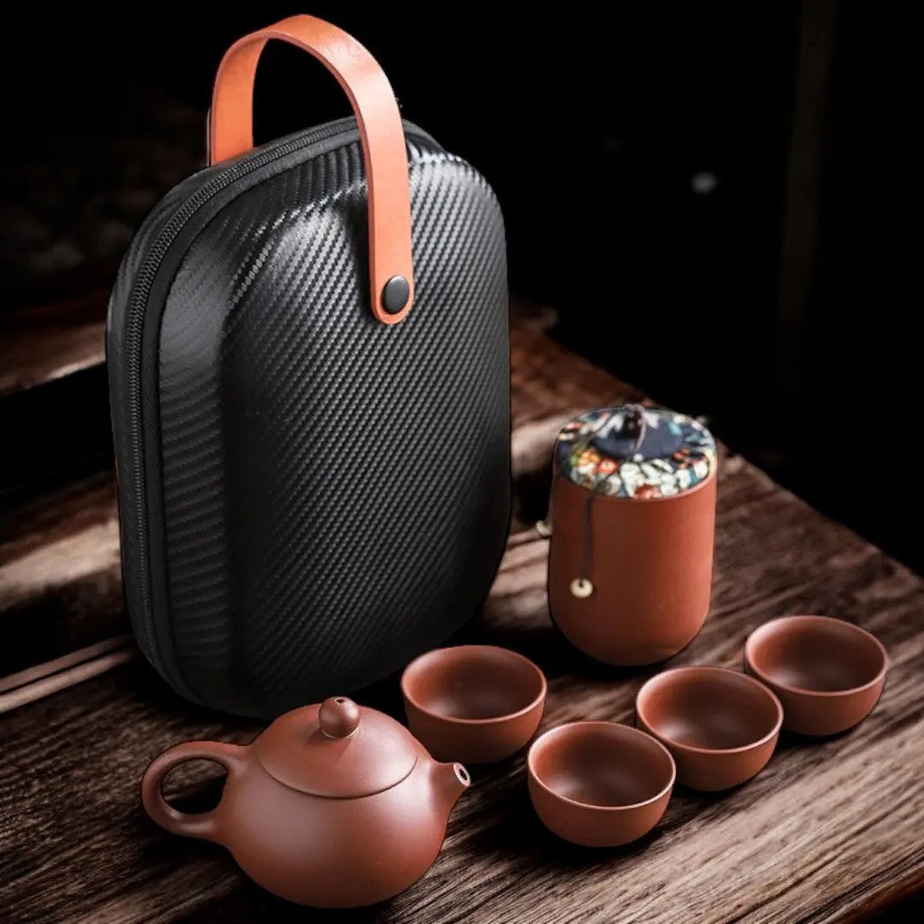 Juego de té de viaje de cerámica hecho a mano - tetera, 4 tazas y estuche