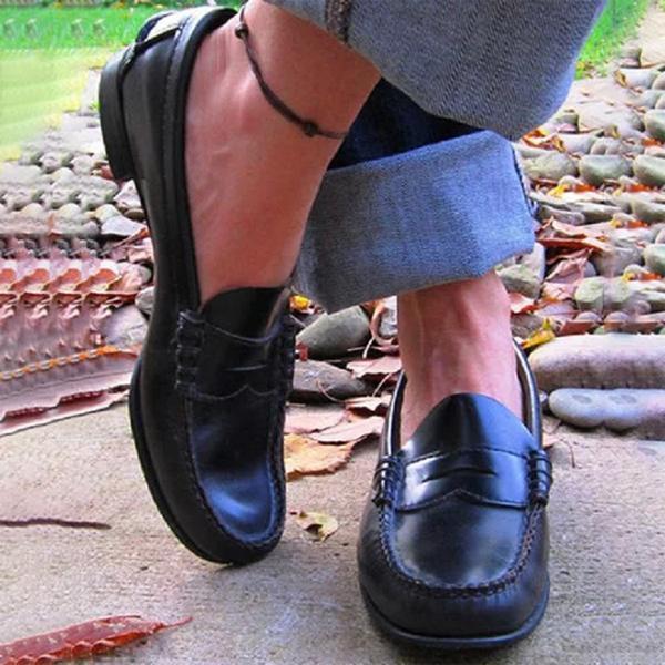 Premium-Loafer aus braunem Leder — Freizeitschuhe und elegante Schuhe