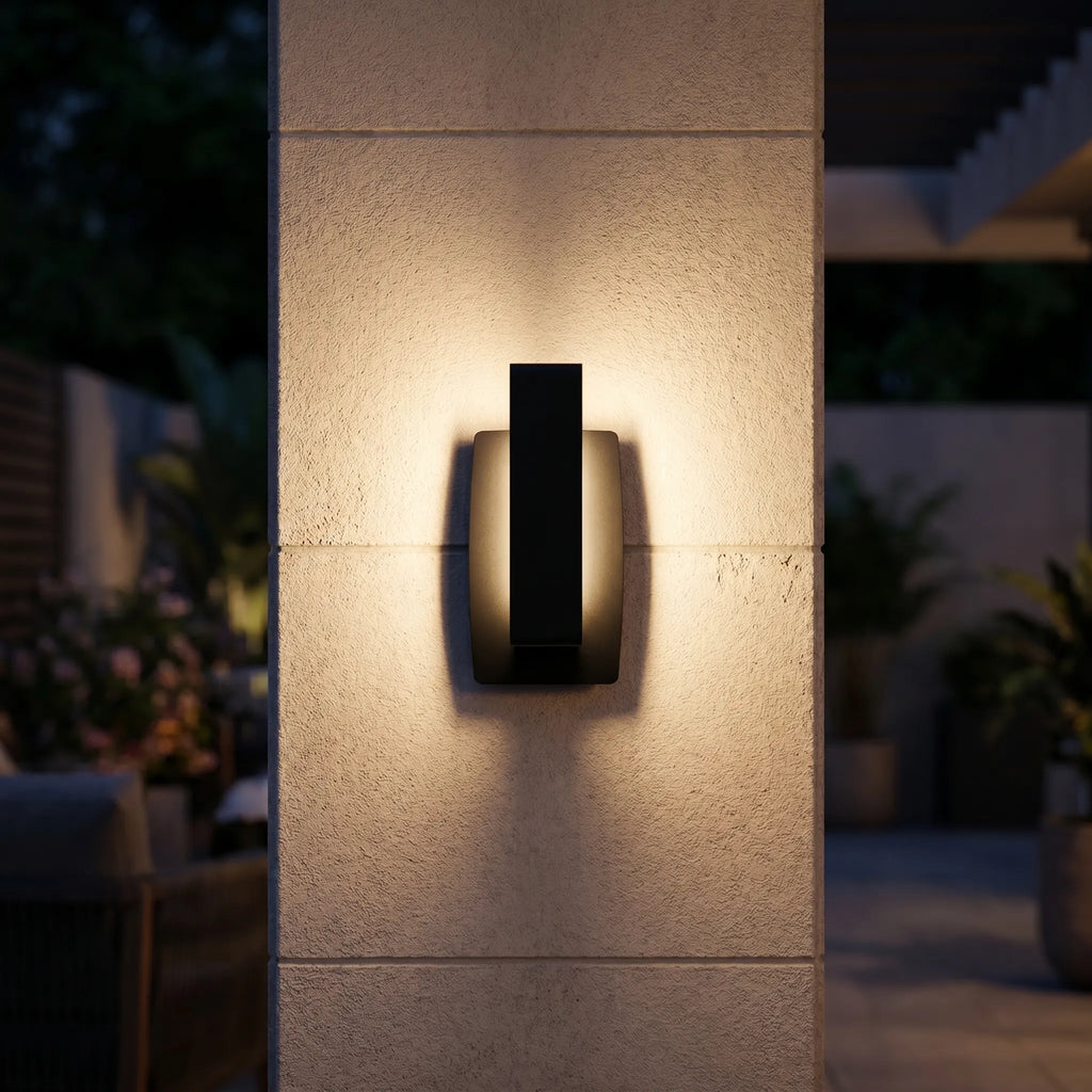 Modern Outdoor Wall Lamp -  Illuminating Exterior Walls - Wildoxy