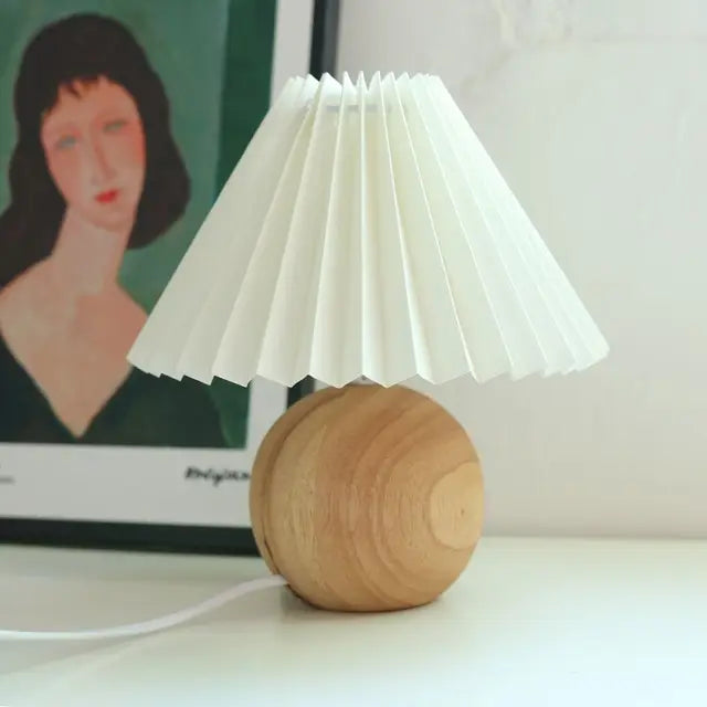 Lampka stołowa vintage — plisowany klosz, E27, 27cm