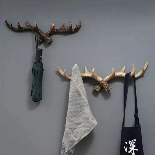 Wandgarderobe mit Geweih — Haken aus Kunstharz für Mäntel und Schlüssel